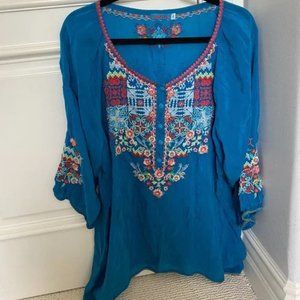 Johnny Was Muna Embroidered Scoop-Neck 3/4-Sleeve Georgette Blouse